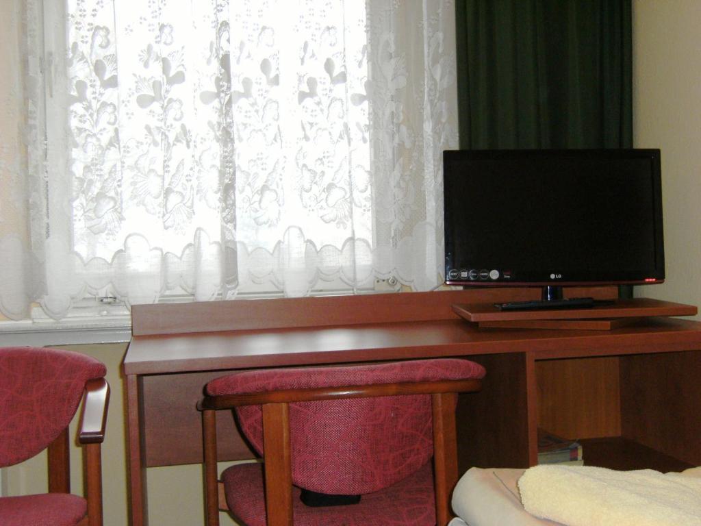 Hotel Lech Gniezno Habitación foto